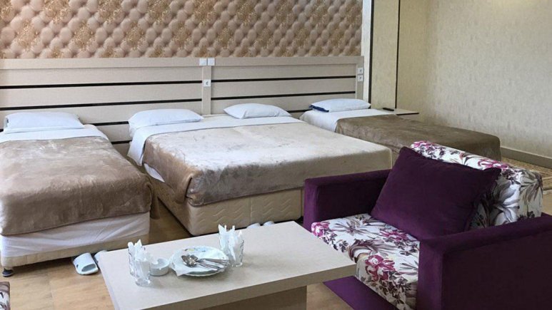 اتاق چهار تخته 2 هتل سپاهان اصفهان